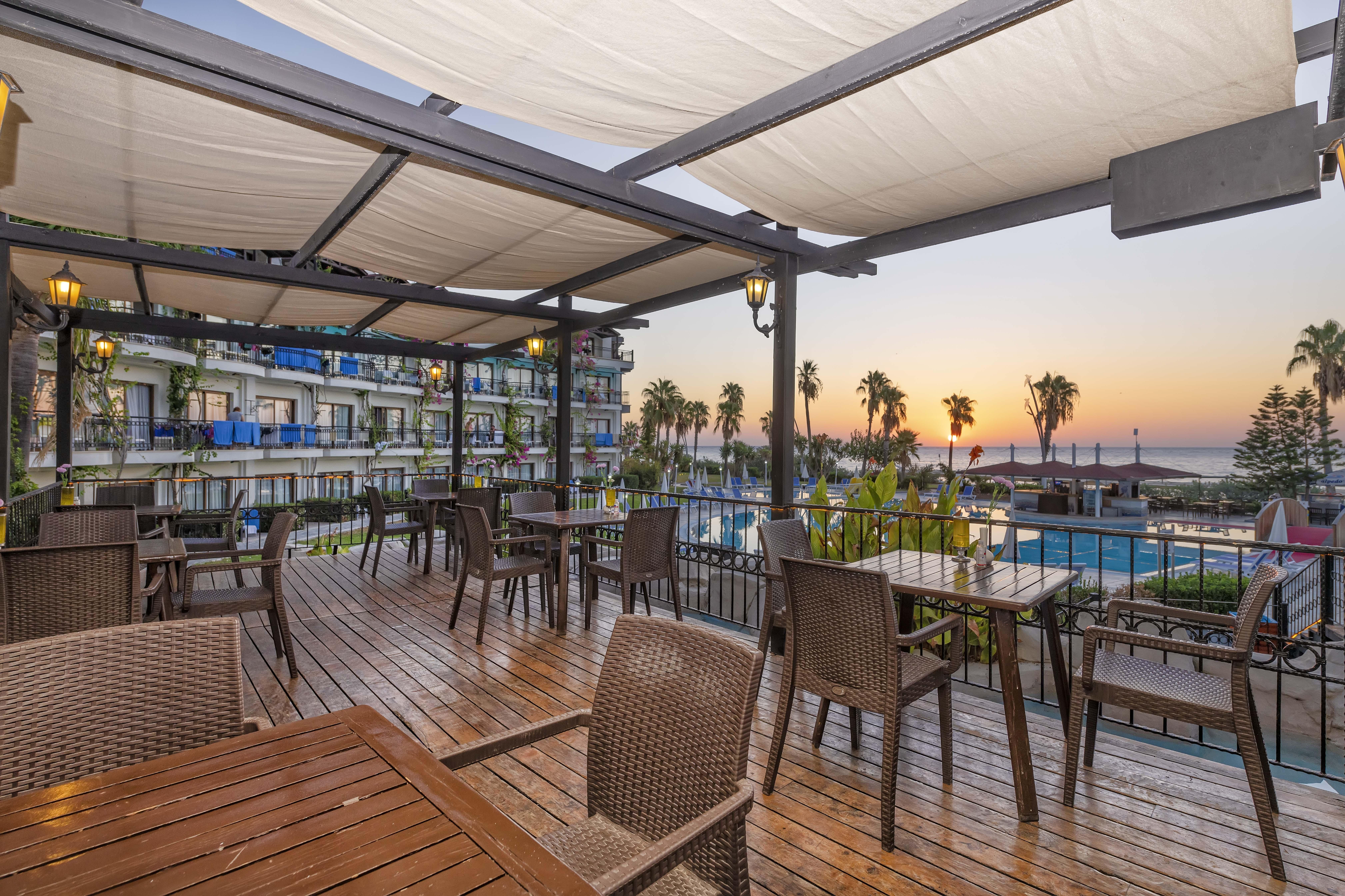 Labada Beach Hotel Çamyuva Екстериор снимка