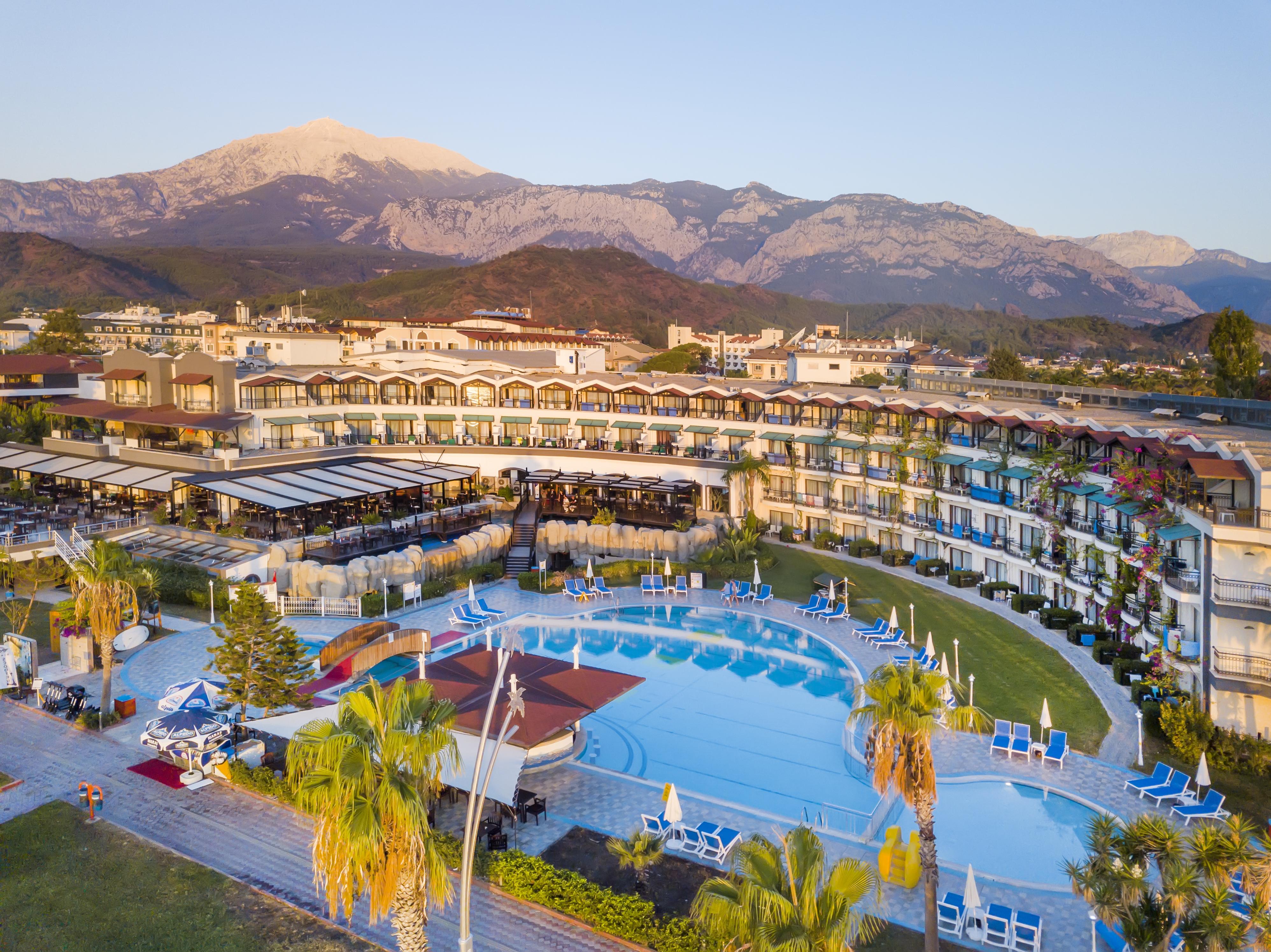Labada Beach Hotel Çamyuva Екстериор снимка